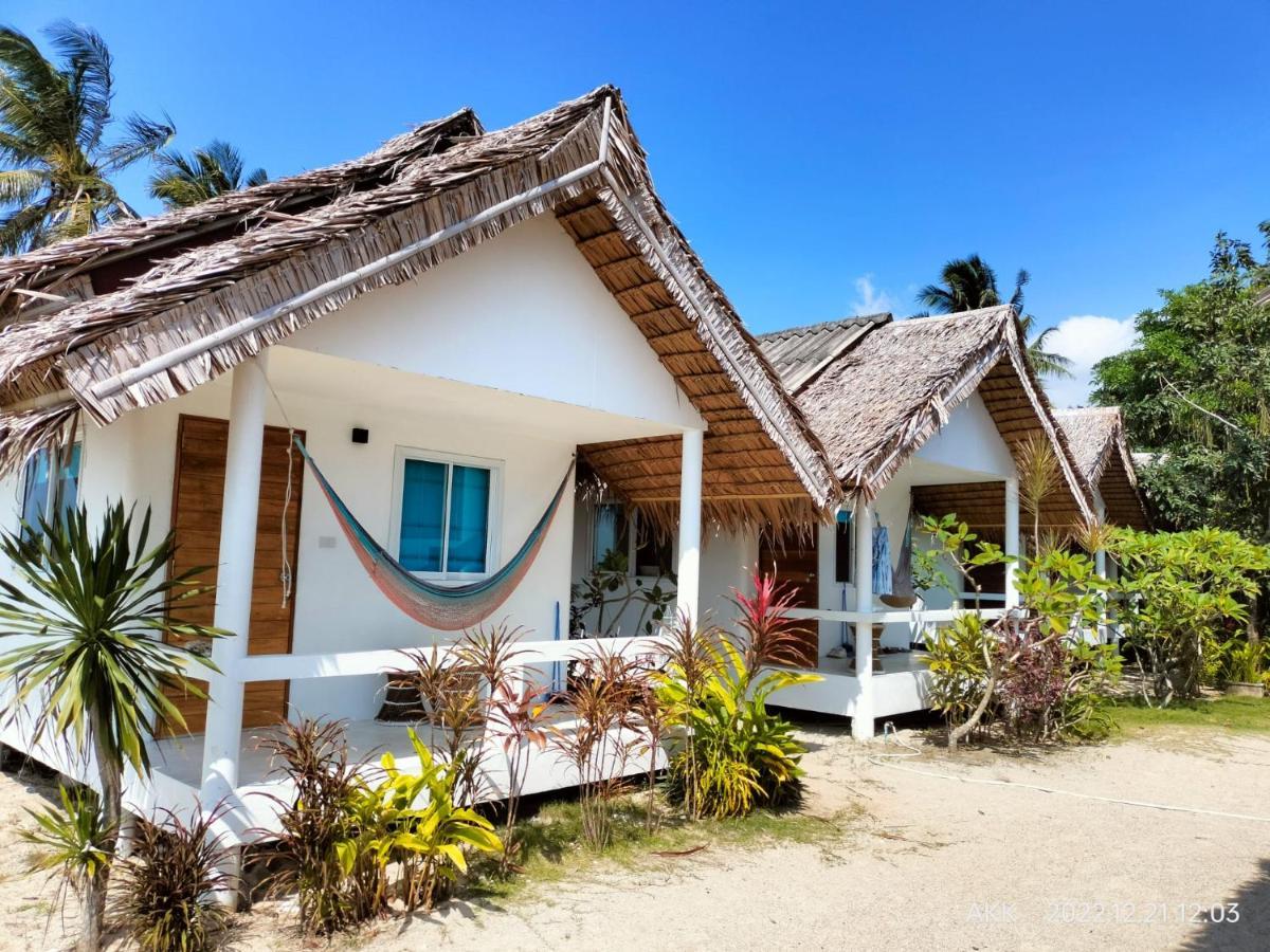 Sand Terrace Beach Bungalows Баан Тай Экстерьер фото
