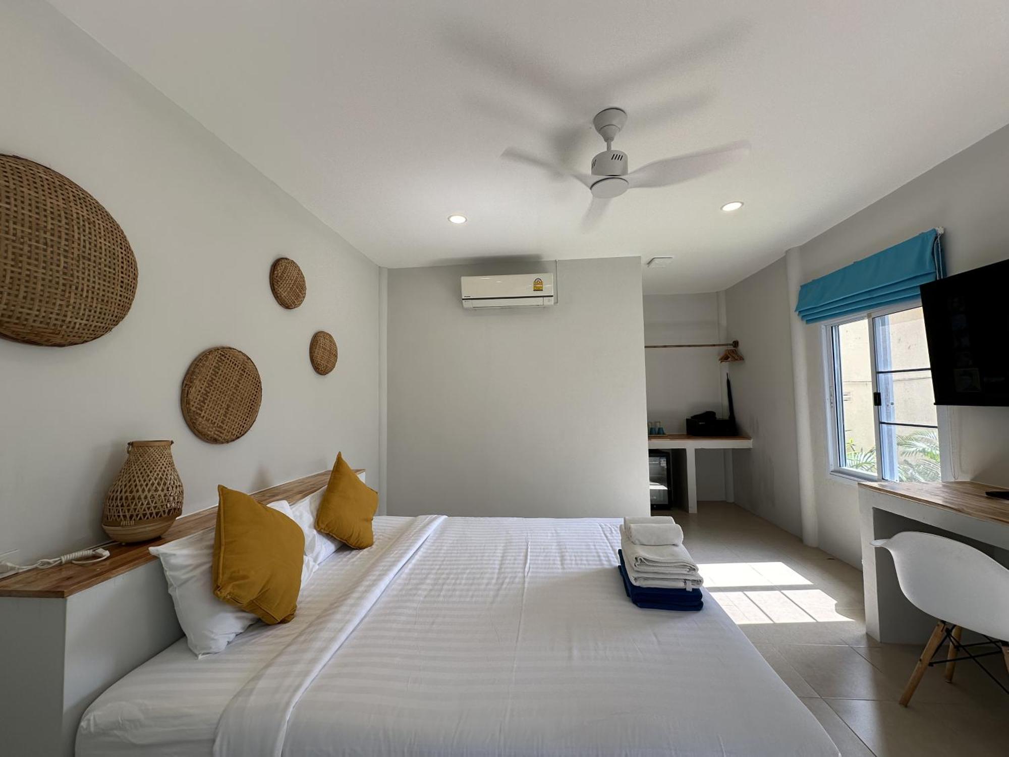 Sand Terrace Beach Bungalows Баан Тай Номер фото