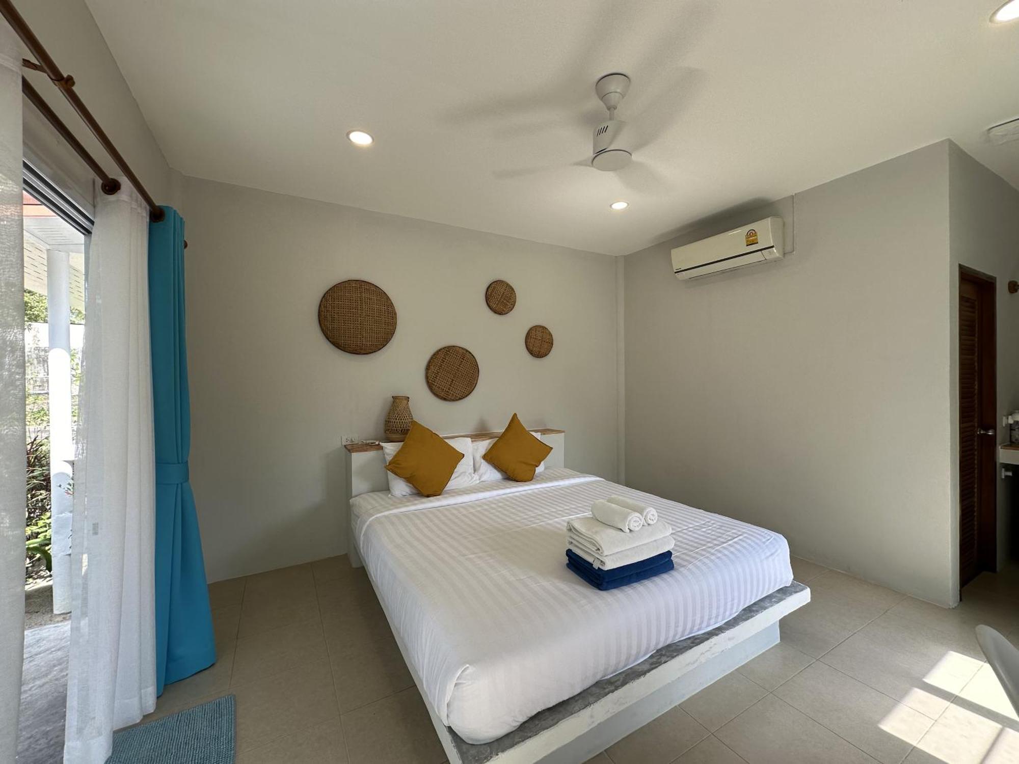 Sand Terrace Beach Bungalows Баан Тай Номер фото